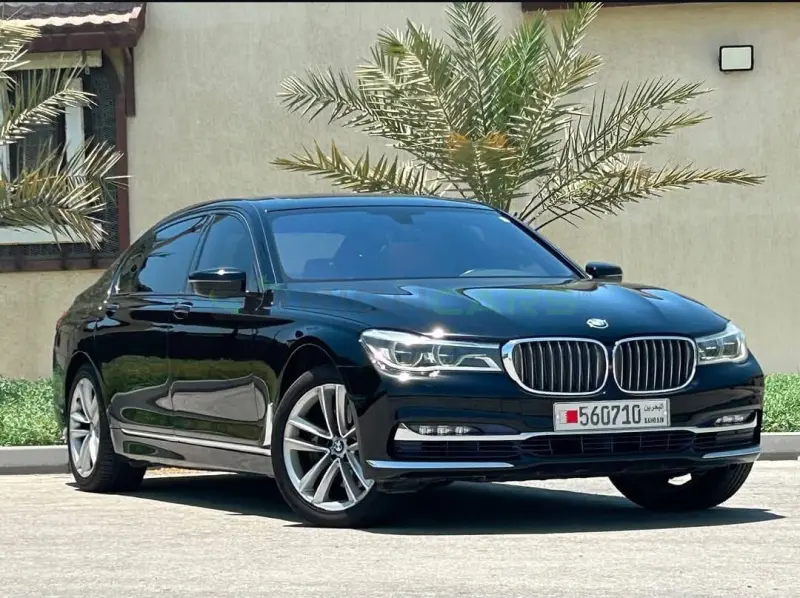  BMW 7 Series 